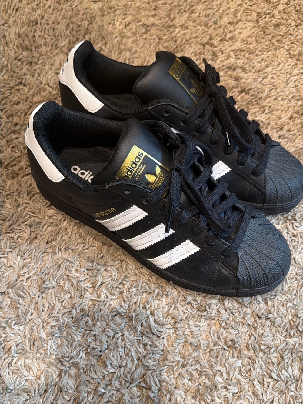 Adidas Superstar Sneakers Men's 7 (Women's 9)